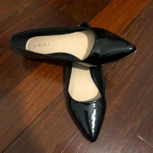 carvela black suede court shoes